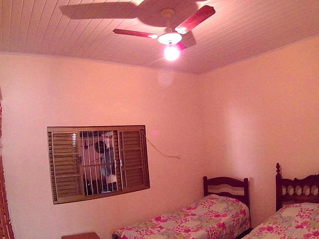 Casa Para Temporada Da Vo Cida Olímpia Chambre photo